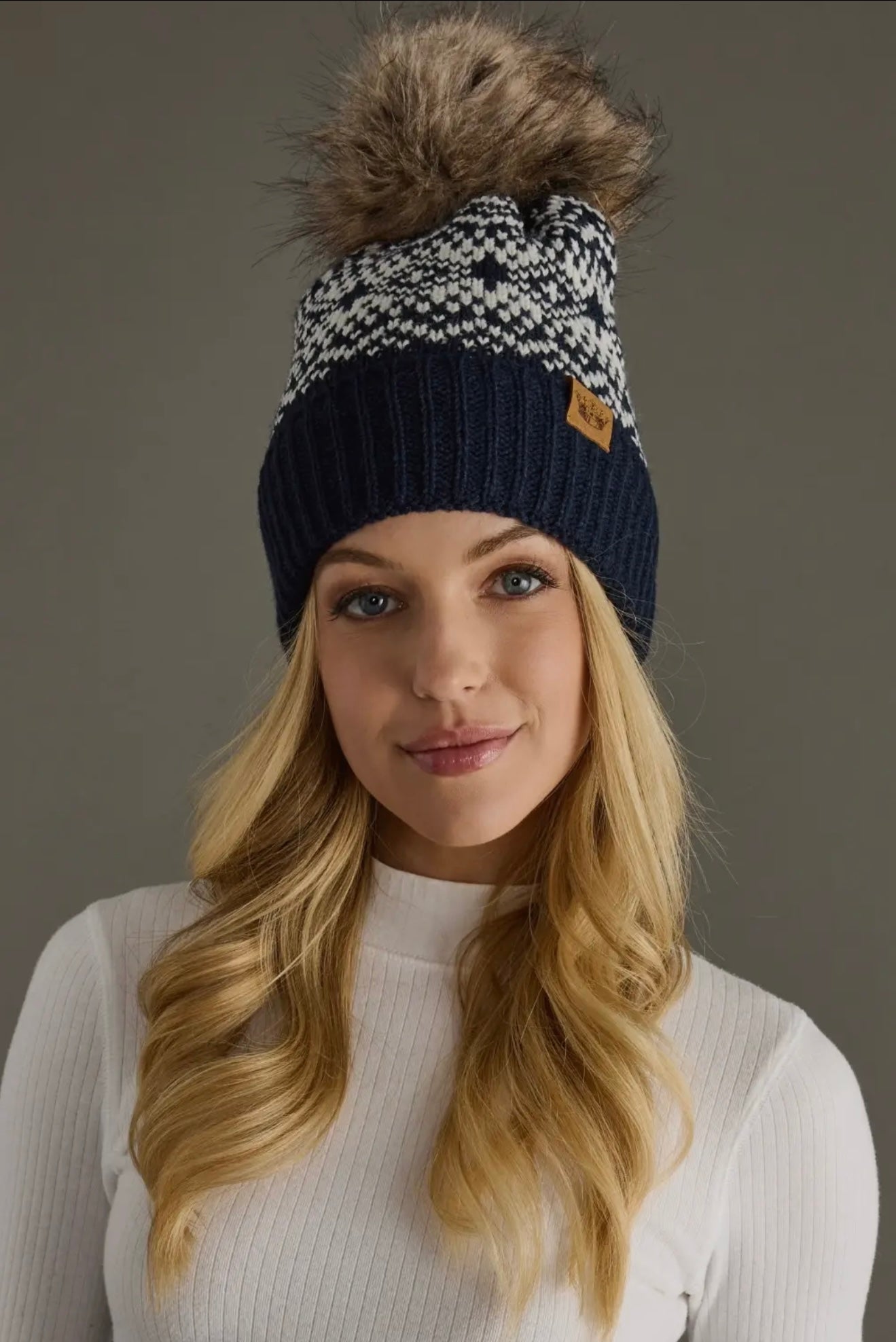DANI DARK NAVY & WHITE PATTERNED POM HAT