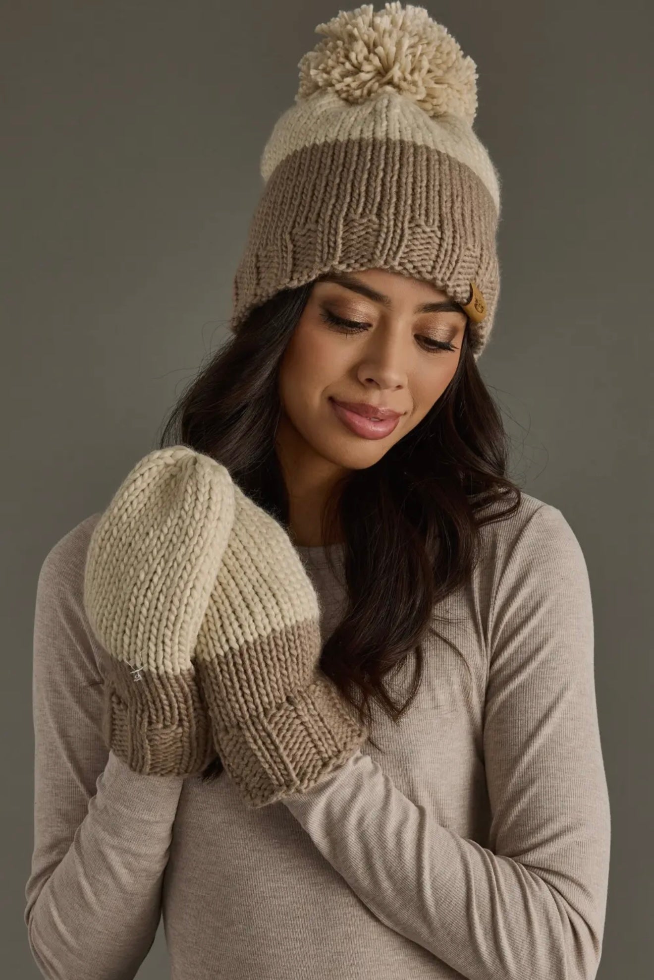 BLAIRE BEIGE & TAUPE COLOR BLOCK POM HAT