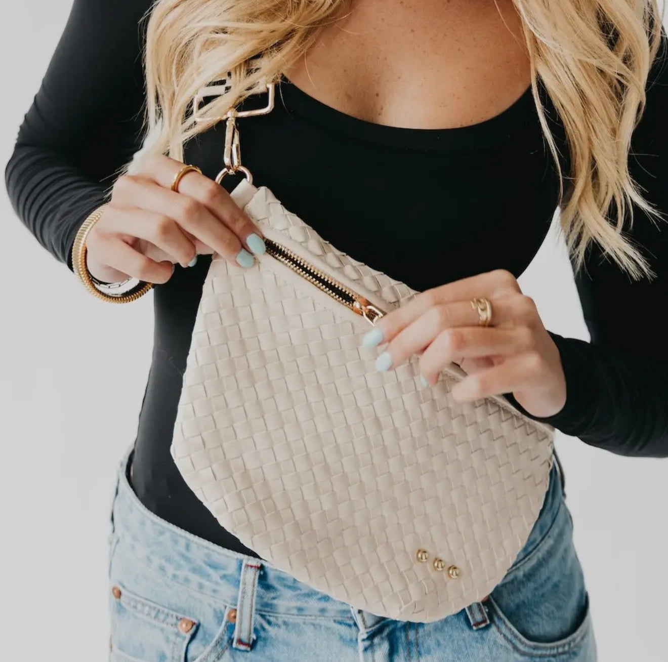 WESTLYN WOVEN BUM BAG